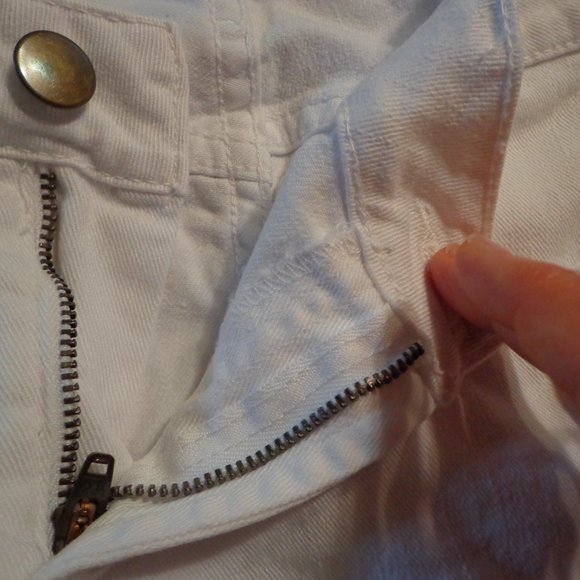 Garnet Hill Slim Stretch Jean 4P White Zip/Button Closure Straight Leg - Picture 6 of 11